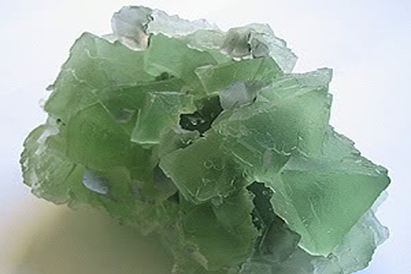 Tinh thể fluorit màu lục